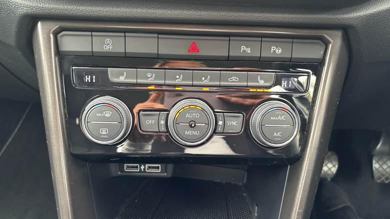 Volkswagen T-Roc 1.5 TSI EVO SE 5dr Petrol Hatchback